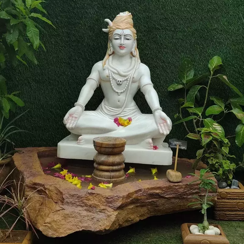 Do's and Don'ts While Placing Hindu God Statues at Home and Office